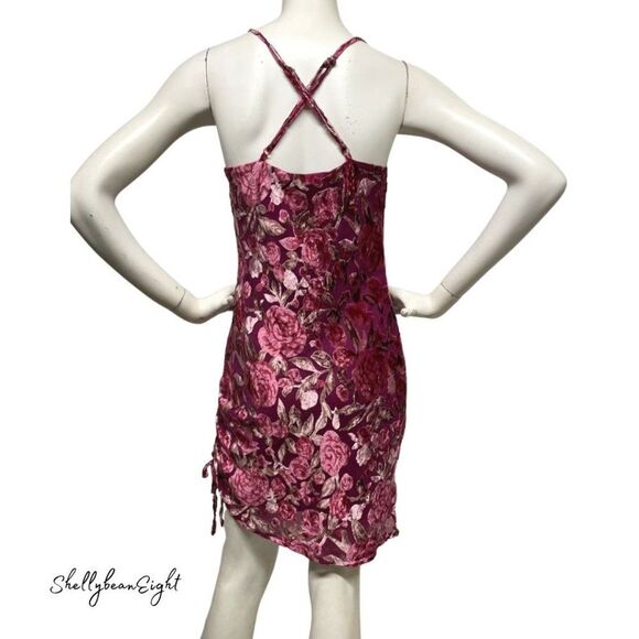 NASTY GAL Whats Growin Down Velvet BurnOut Dress 0 - Picture 10 of 13